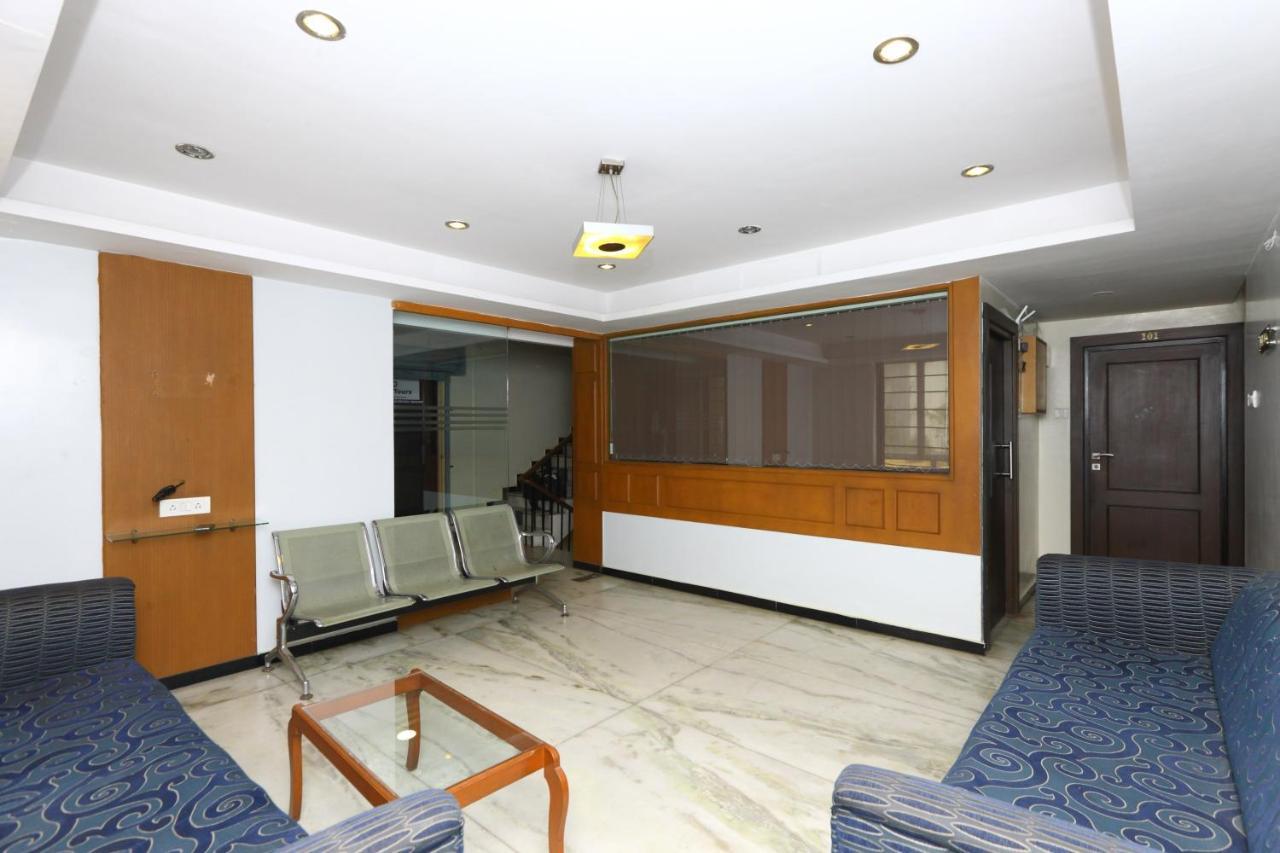 Oyo Flagship 470 Us Consulate Hotel Chennai Bagian luar foto